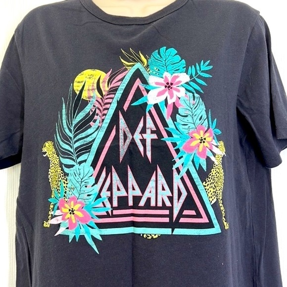 Def Leppard - Cheetah Tropical Palm Beach Def Leppard Graphic Short Sleeve T XS - Picture 3 of 9